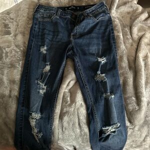Juniors Size 5 Hollister Ripped Skinny Jeans